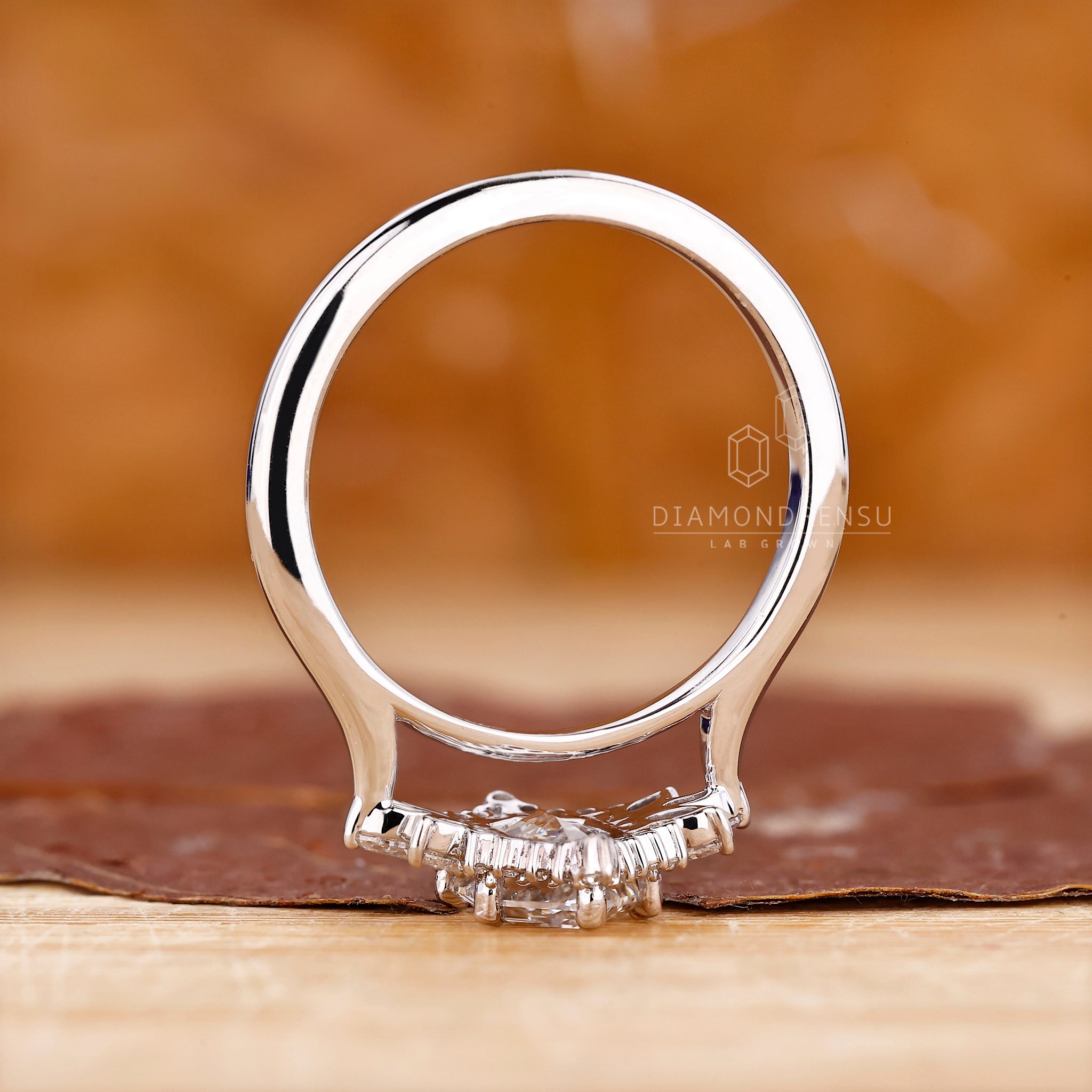 Timeless engagement ring with tapered shank design
