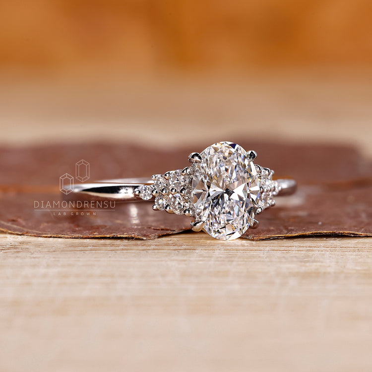 Prong set round diamond ring in white gold