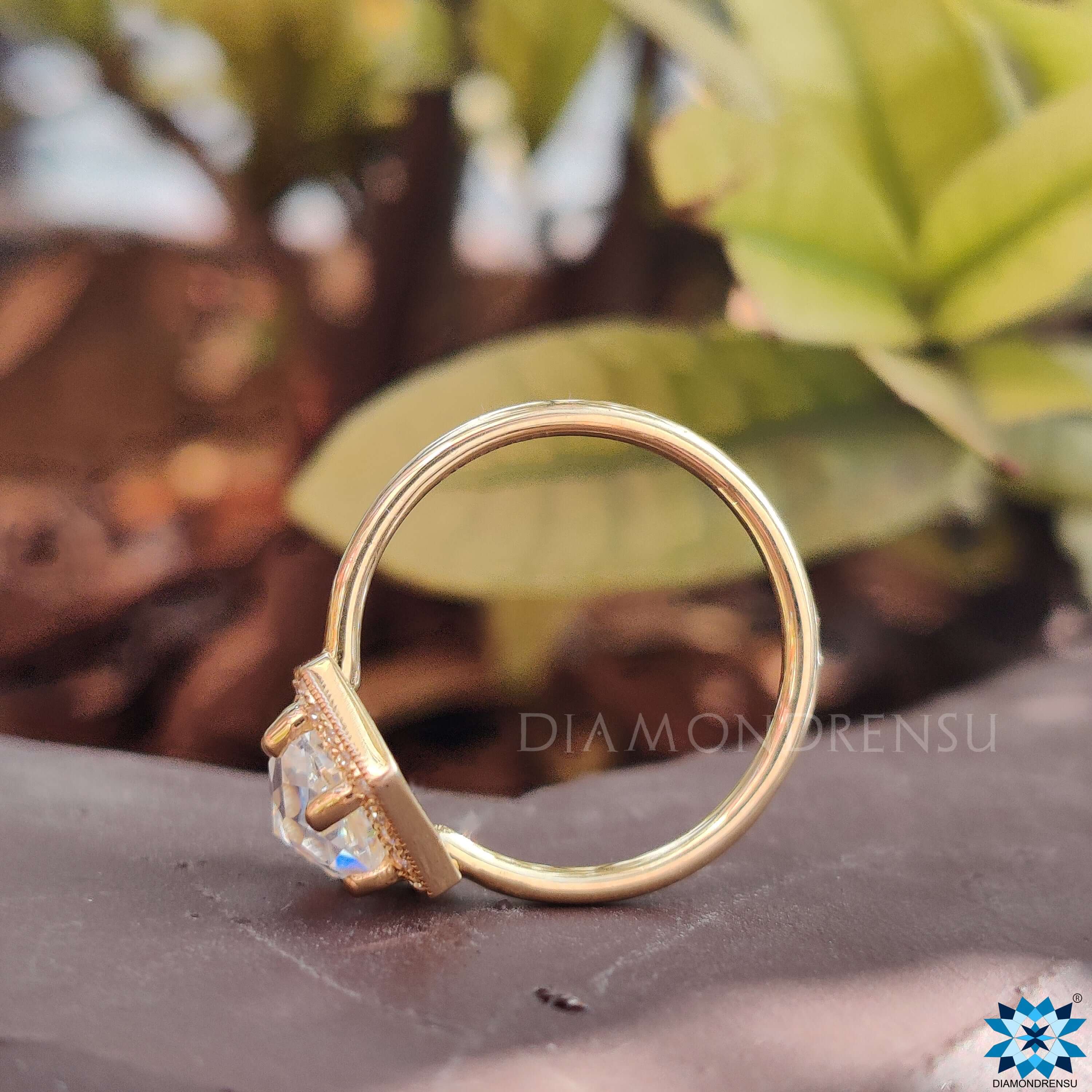 Six prong ring with milgrain detailing.