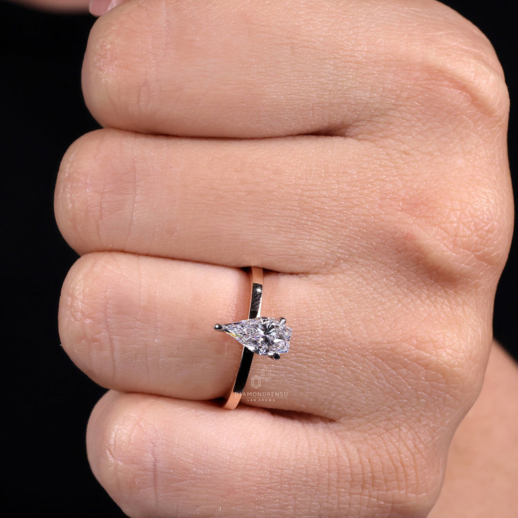 White gold engagement ring featuring an IGI certified Lab Grown Diamond