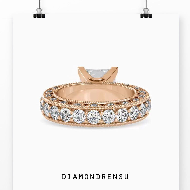 Round cut pave band with IGI certified centre stone.