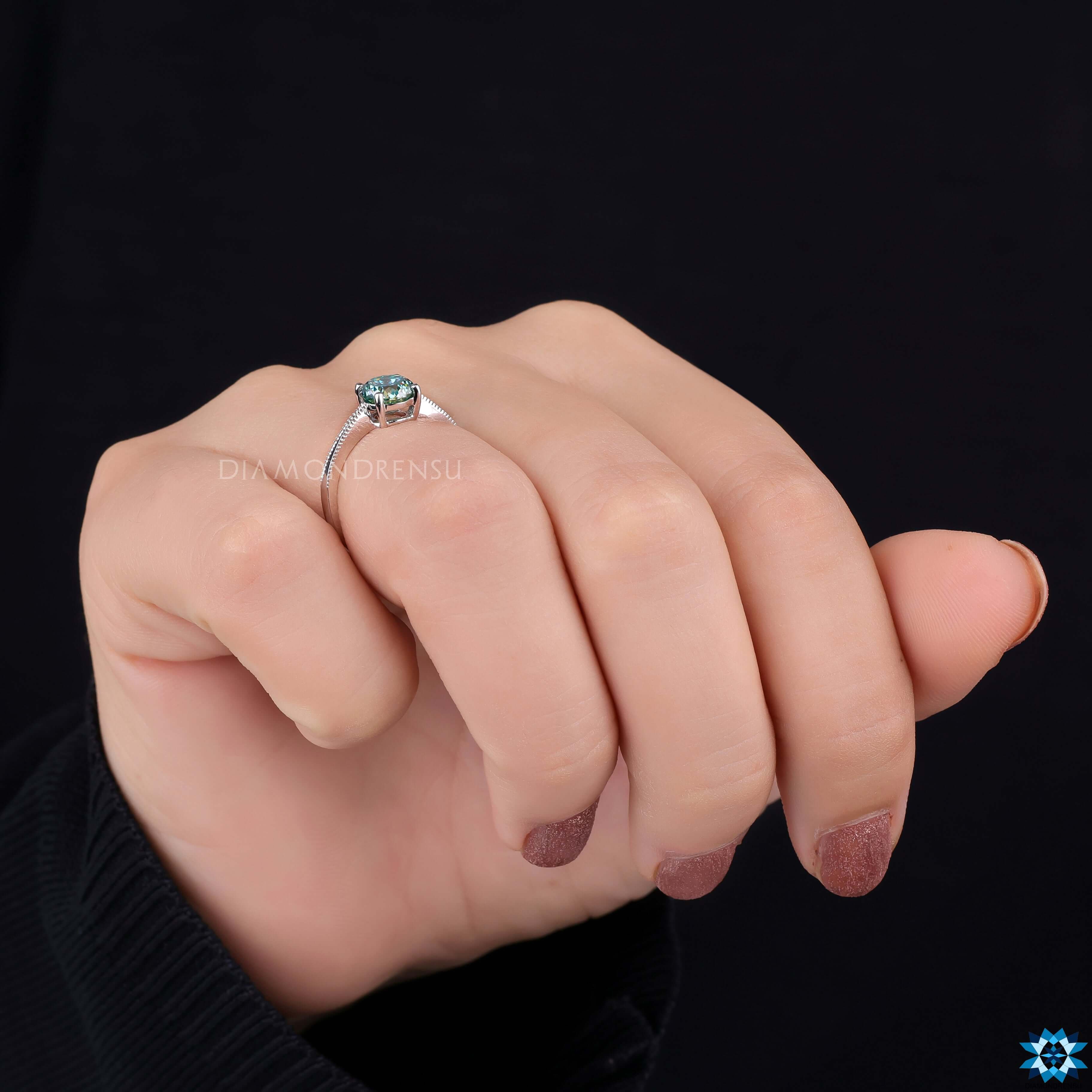Diamondrensu UK Portuguese moissanite engagement ring.