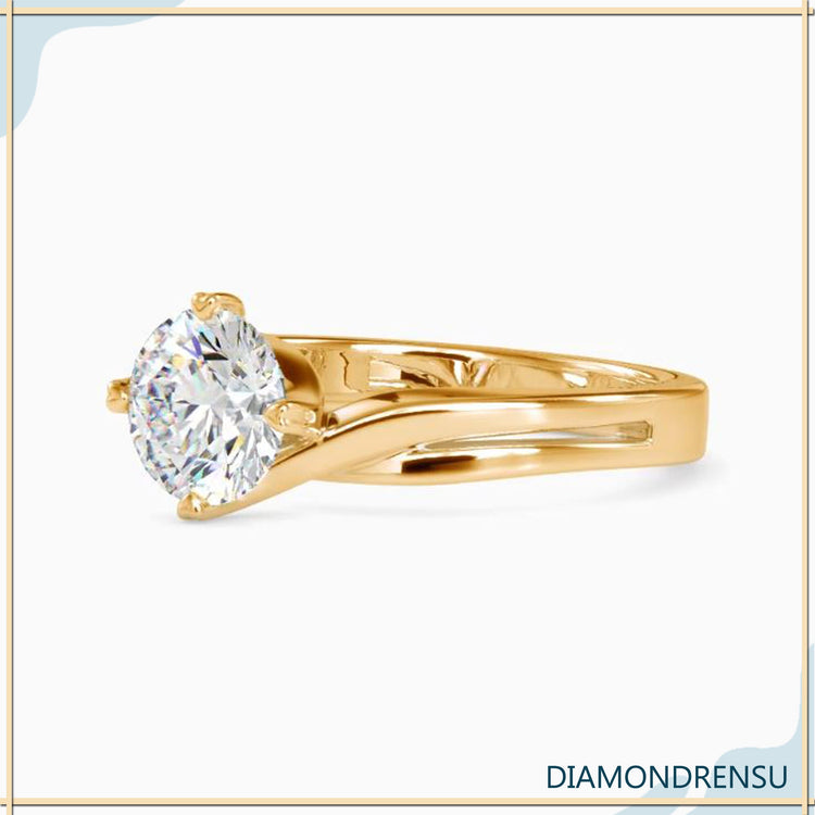 IGI certified solitaire diamond ring, handmade in the UK.