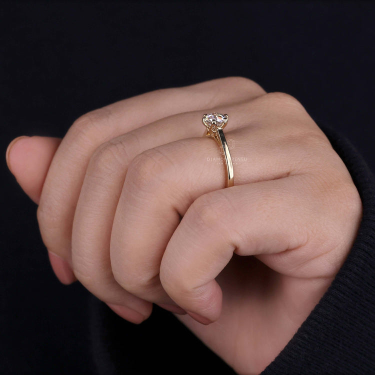 IGI certified diamond ring uk designed for modern elegance and charm