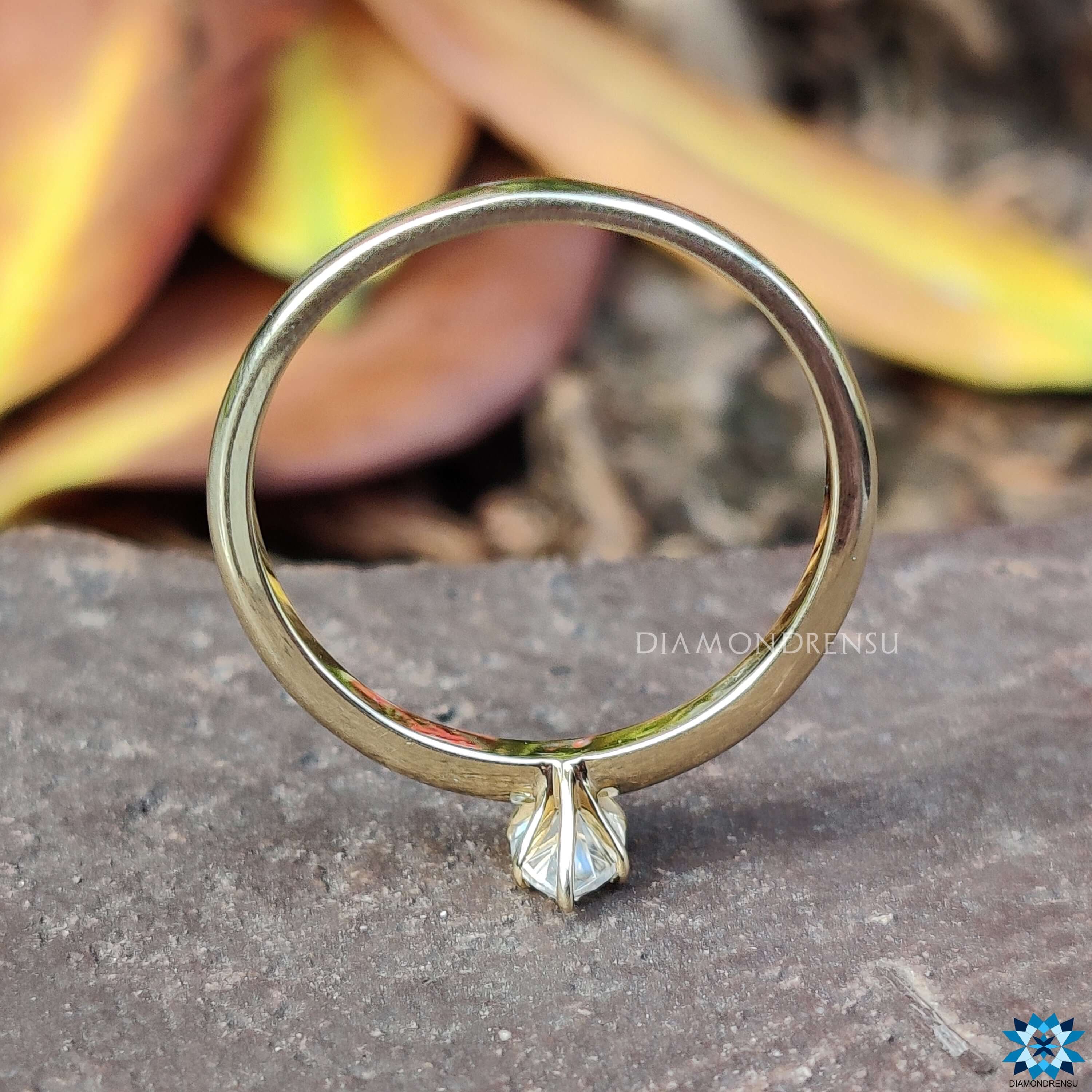 Prong setting ring Buy engagement ring