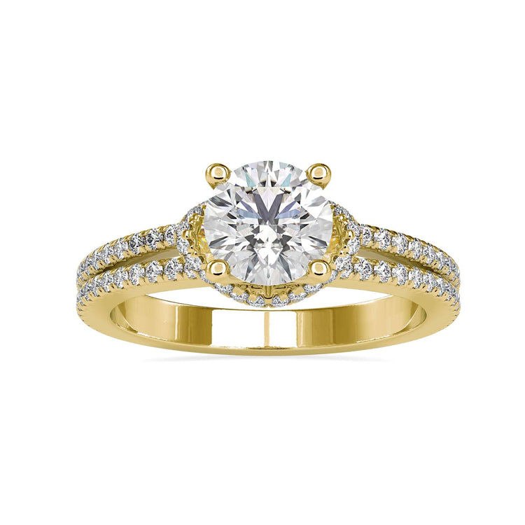 Handmade ring in rose gold with split shank and diamond.