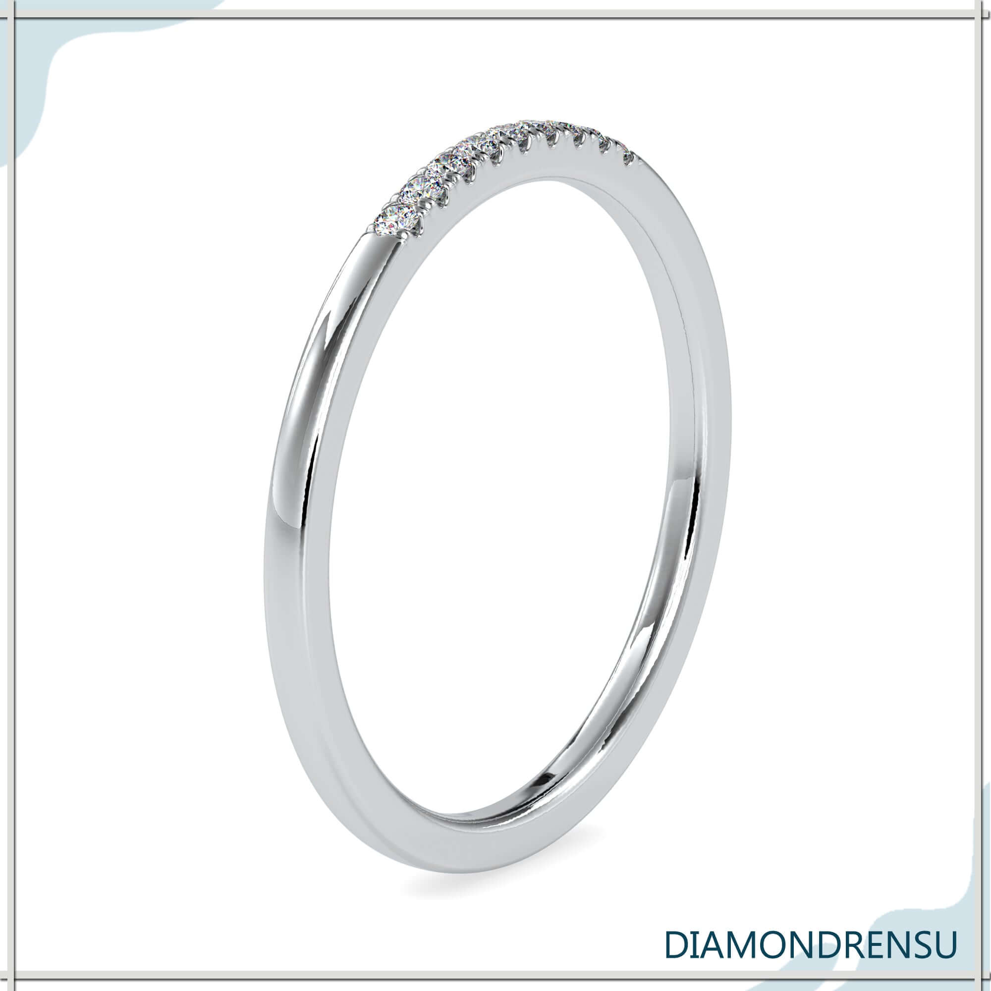 Round cut diamond band from Diamondrensu UK.