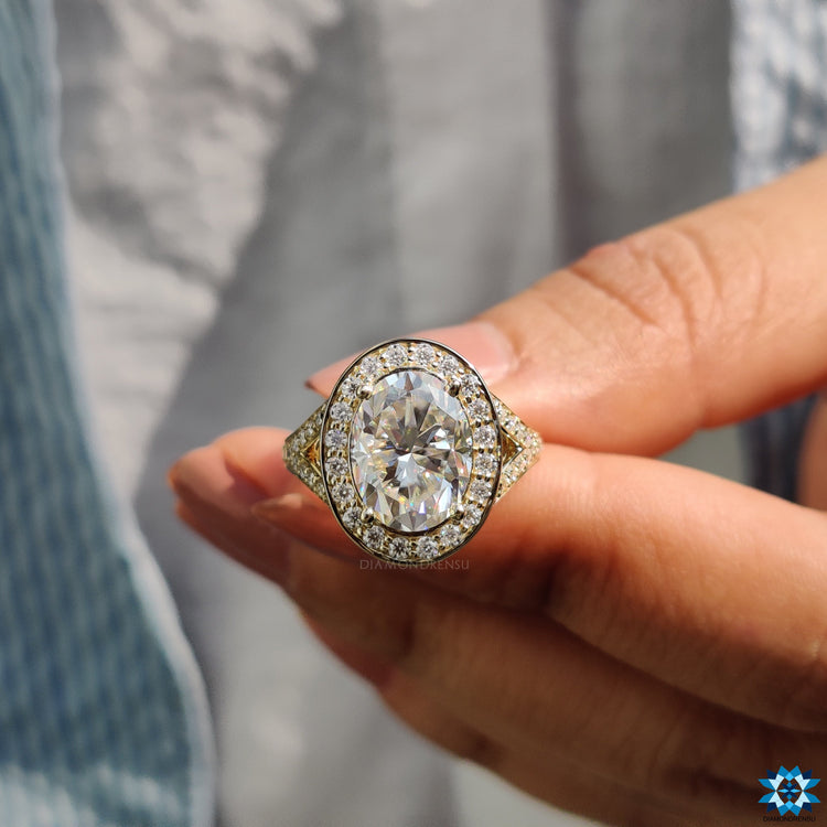 halo engagement ring - diamondrensu