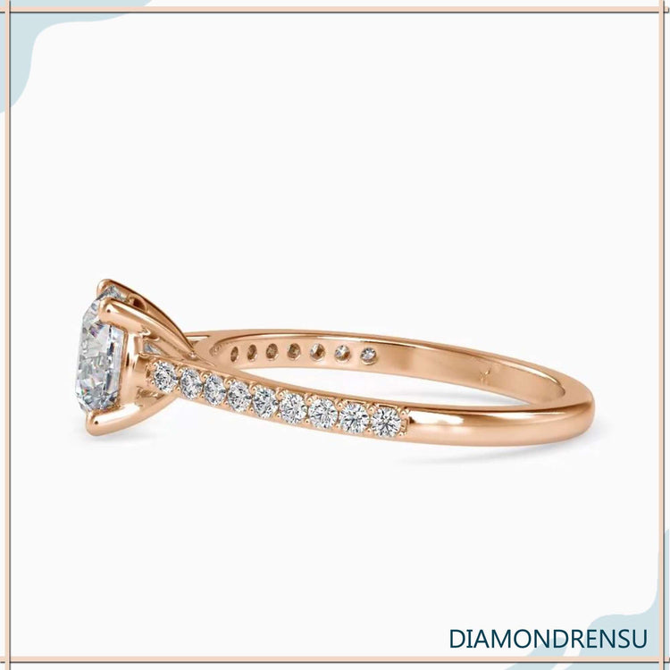 IGI certified engagement ring with lab grown round diamond.