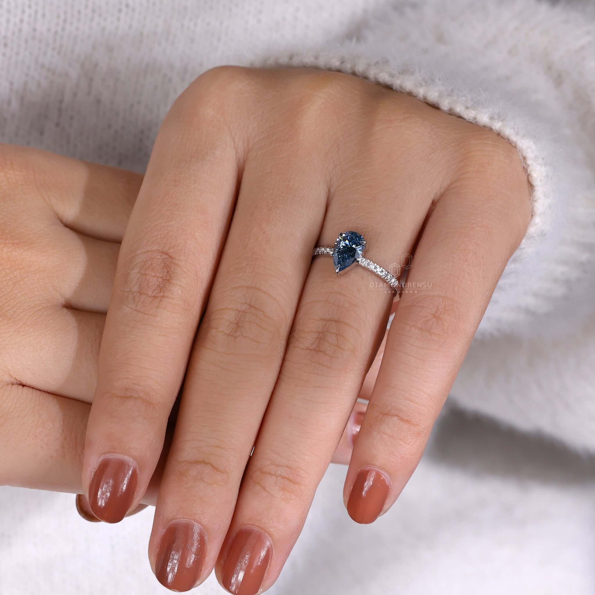 Pear shaped ring diamond crafted with igi certified Lab Grown Diamond for sustainable elegance.