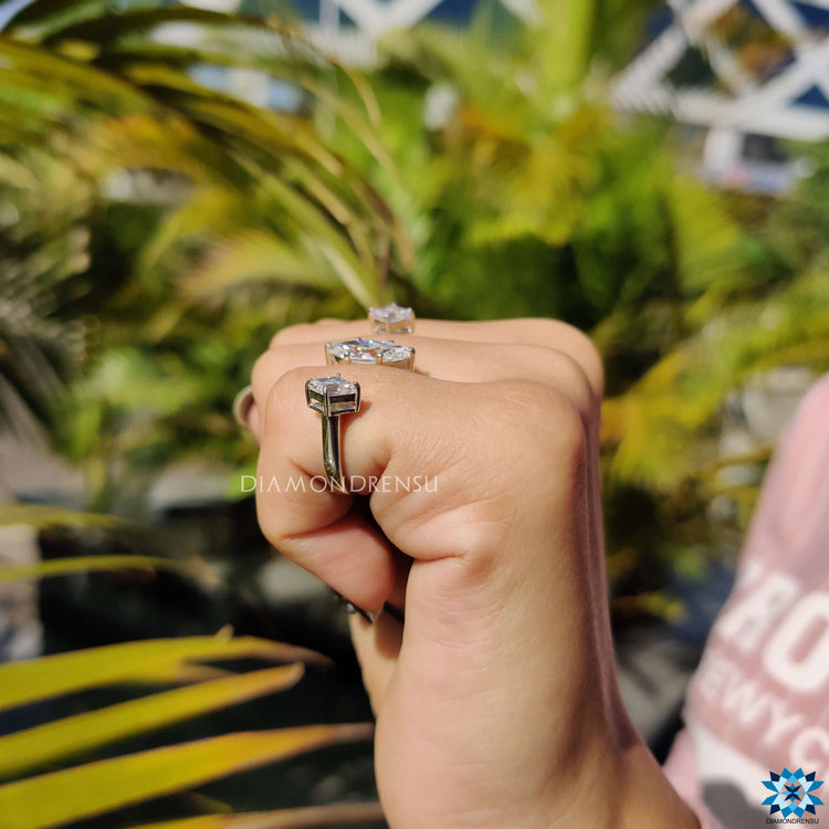 Prong setting moissanite ring in white gold.