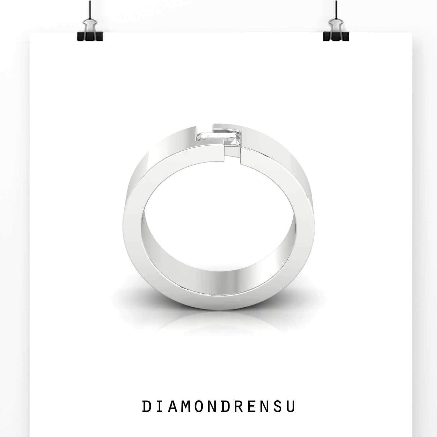 Diamondrensu UK wedding band with single baguette cut diamond.