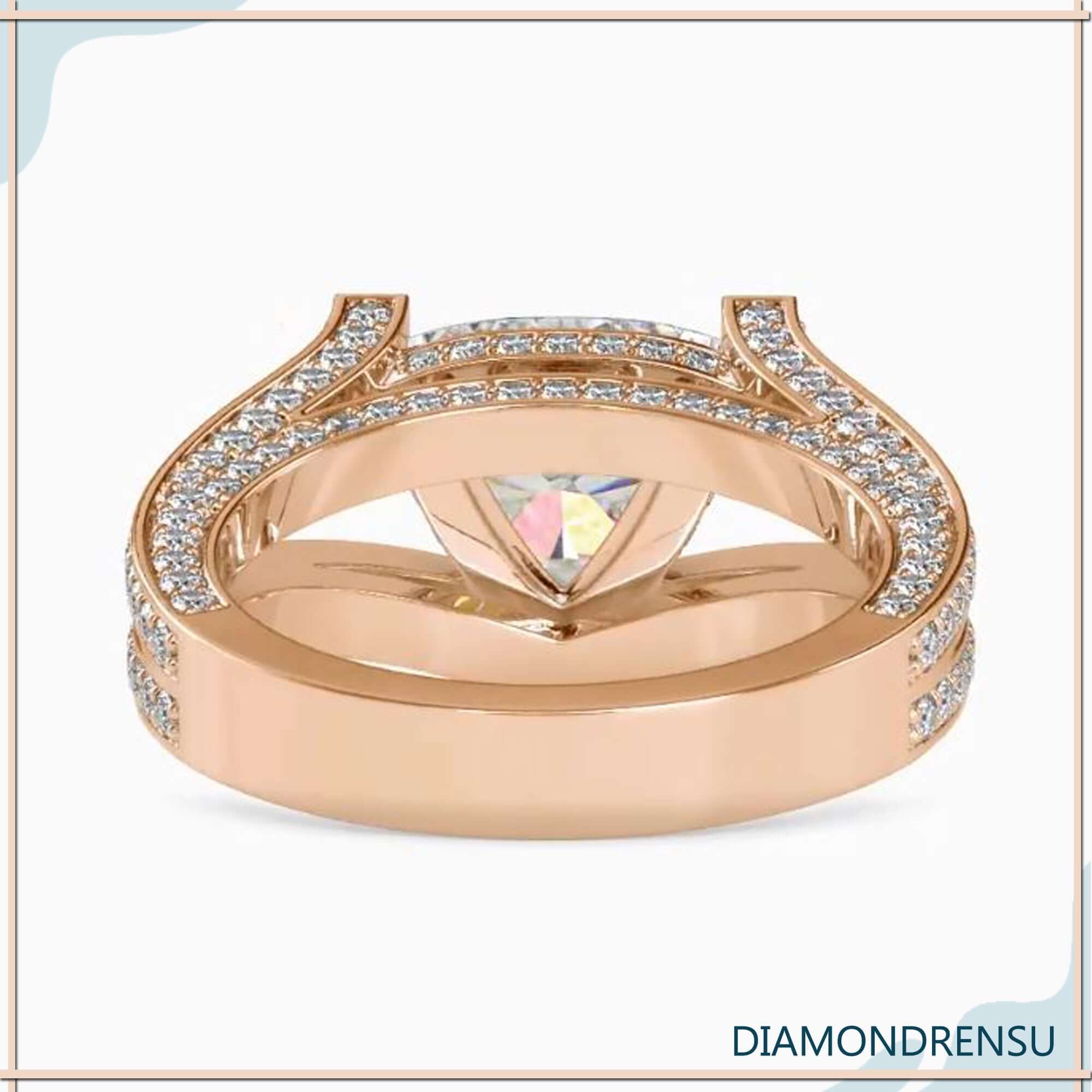 Customise engagement ring with antique and modern features.