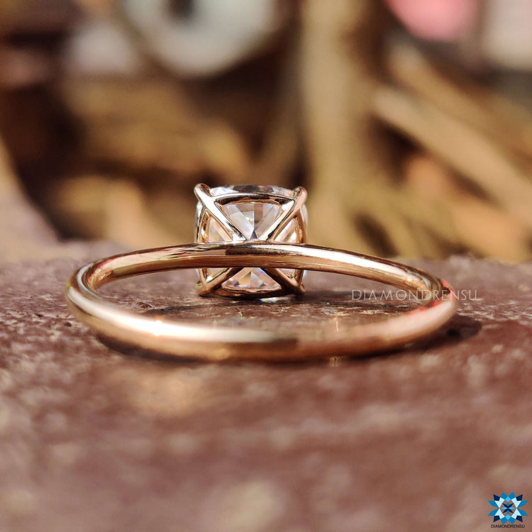 Simple engagement ring with a 4 claw prong setting.