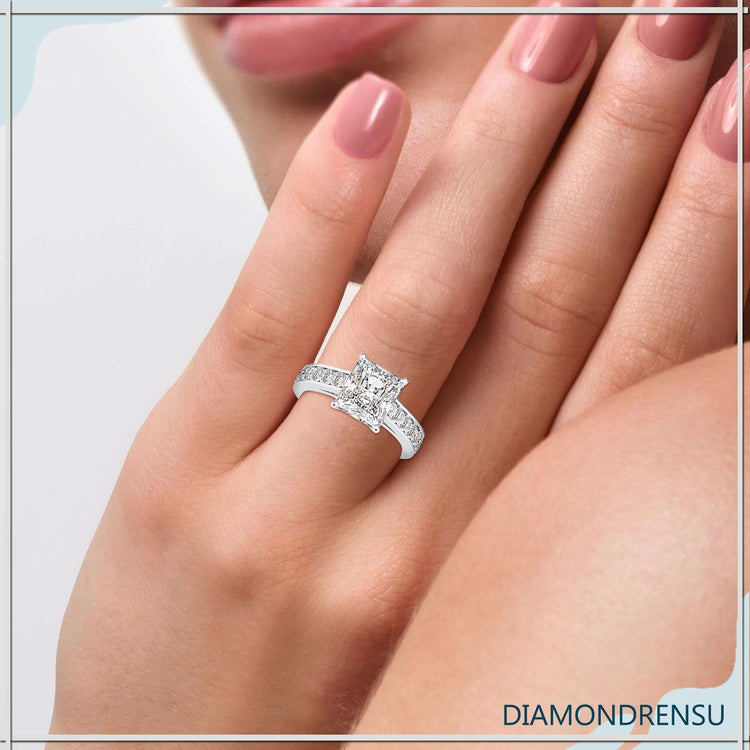 Pave setting ring crafted in yellow gold with round diamonds.
