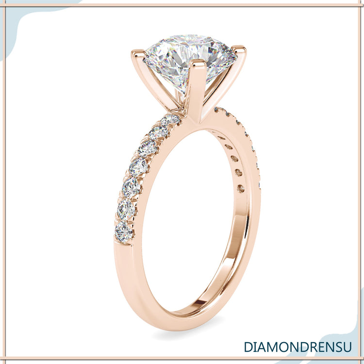 IGI certified round diamond engagement ring UK.