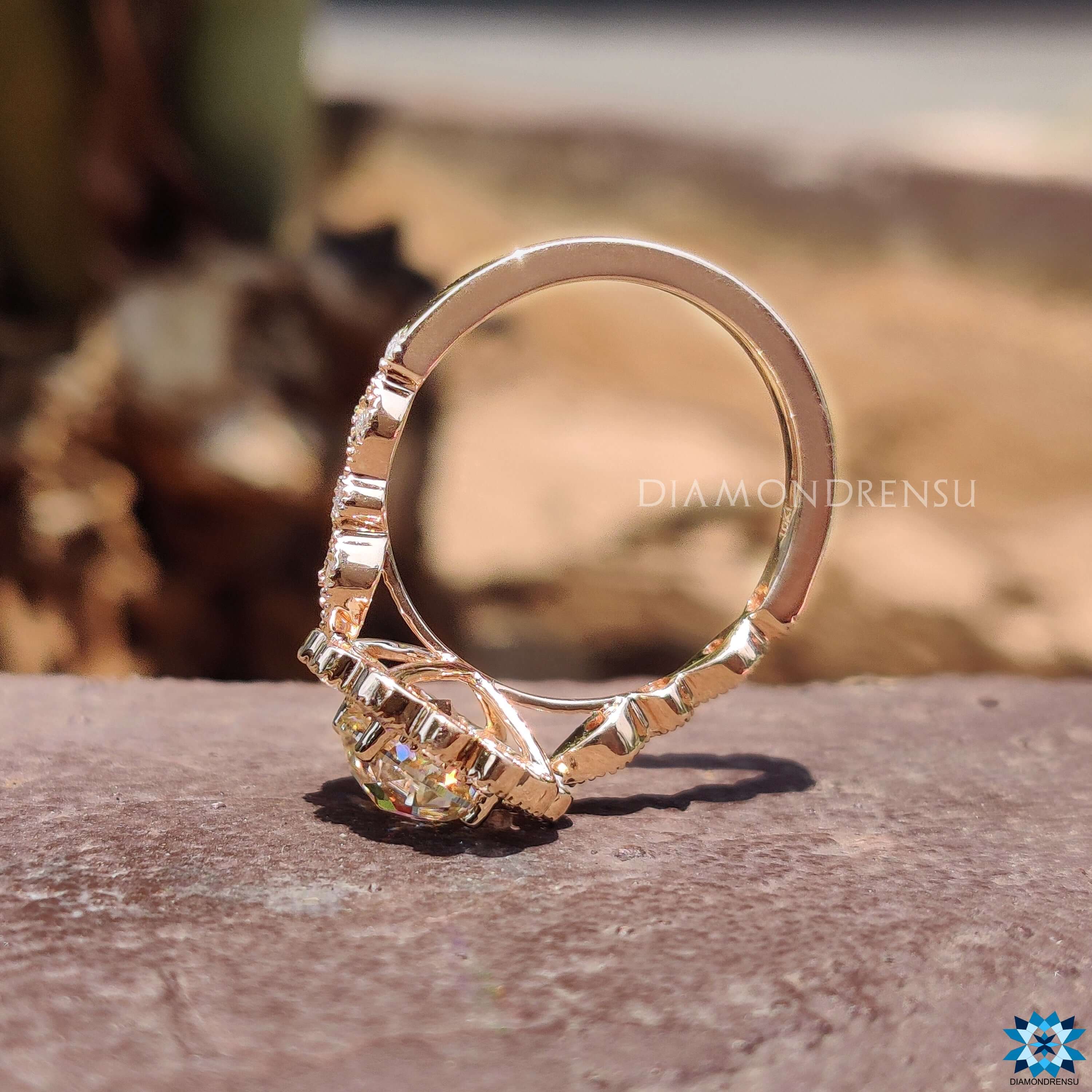 Handmade moissanite ring with vintage style.
