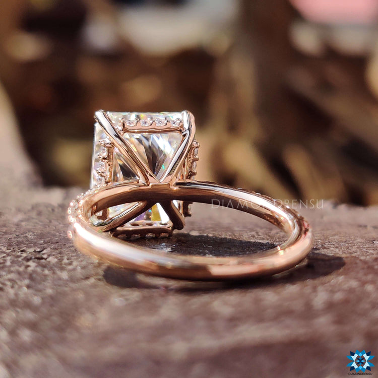 4 prong setting on radiant cut hidden halo ring.