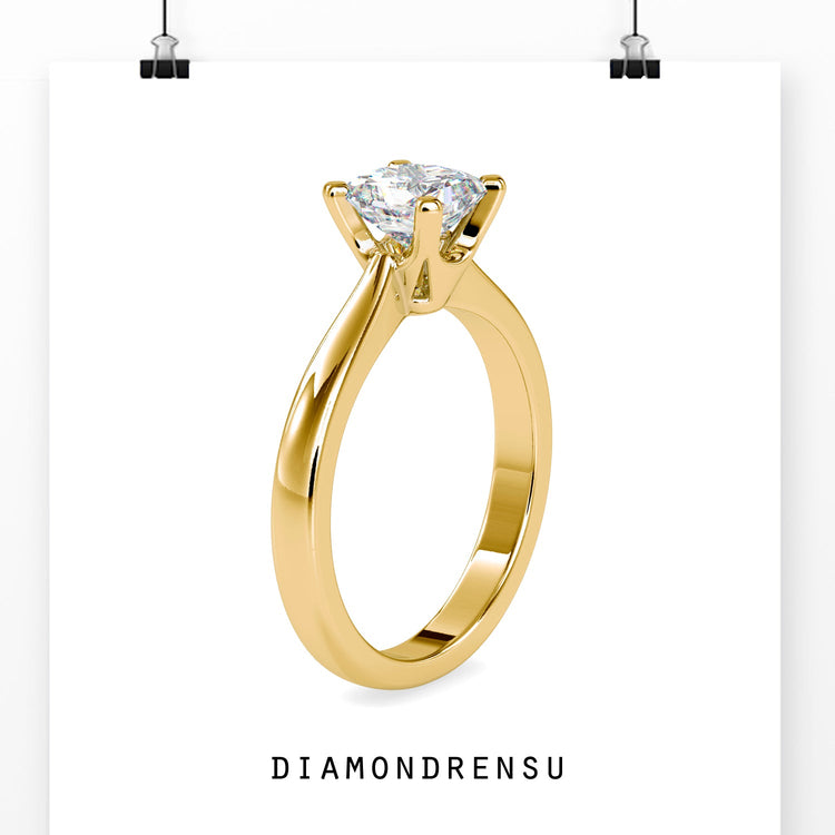 Diamondrensu UK engagement ring with princess cut solitaire setting.