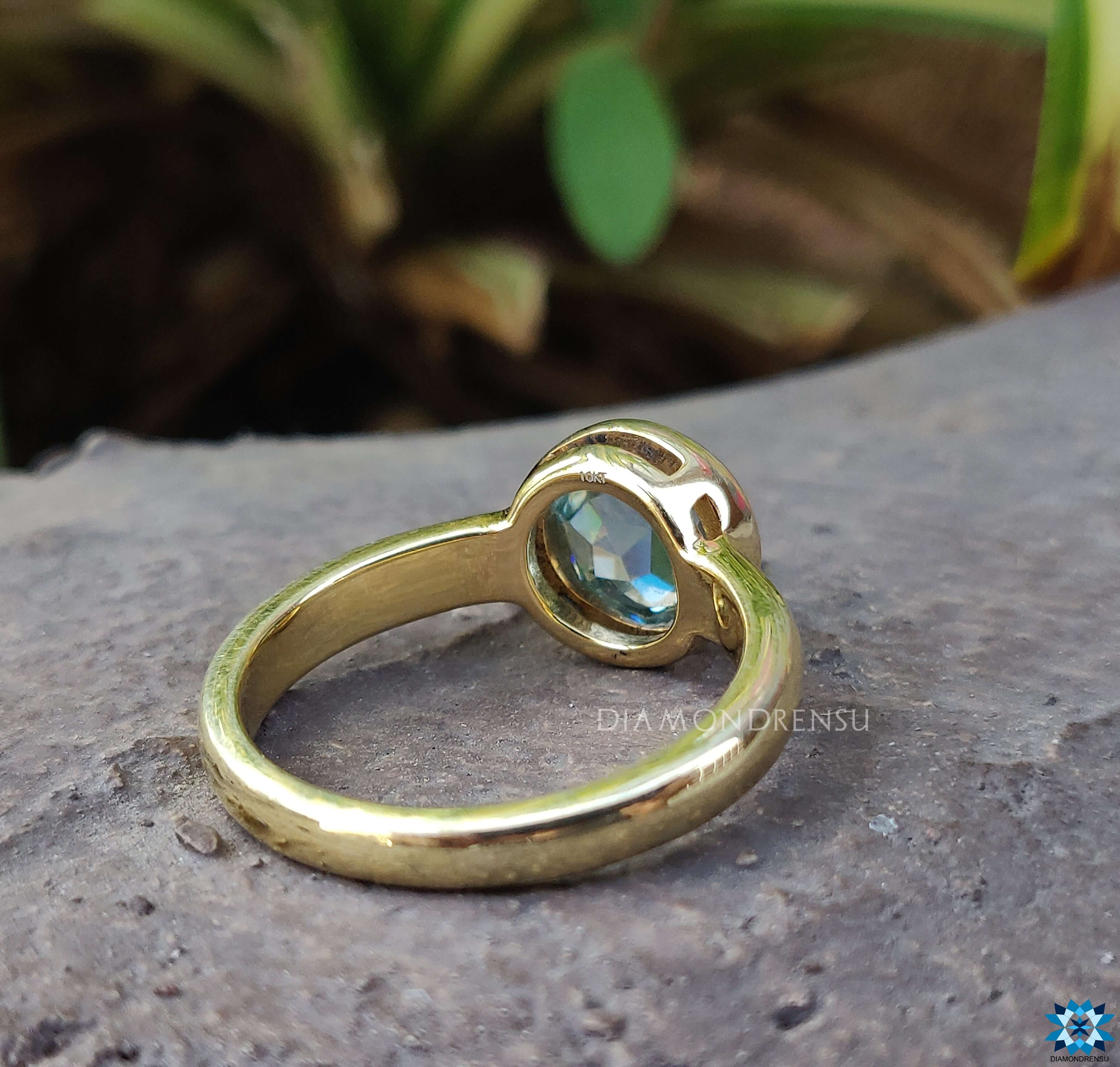 Beautiful round moissanite ring showcasing brilliance and timeless charm.