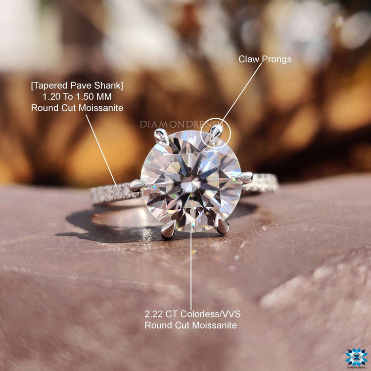 Diamondrensu UK ring in classic cathedral style.