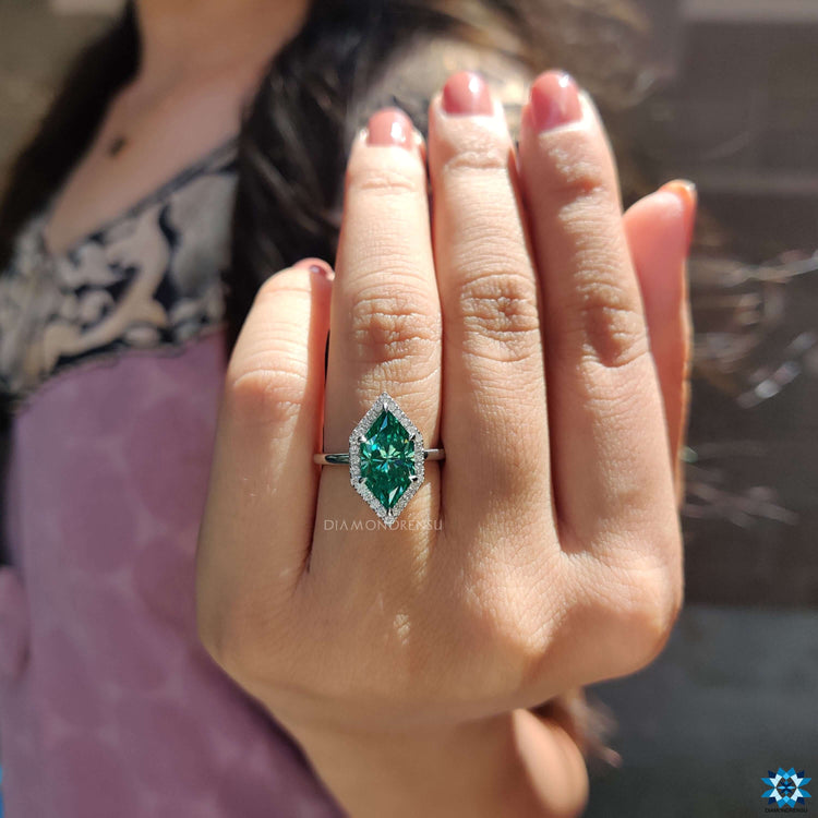 6 claw prong moissanite ring.