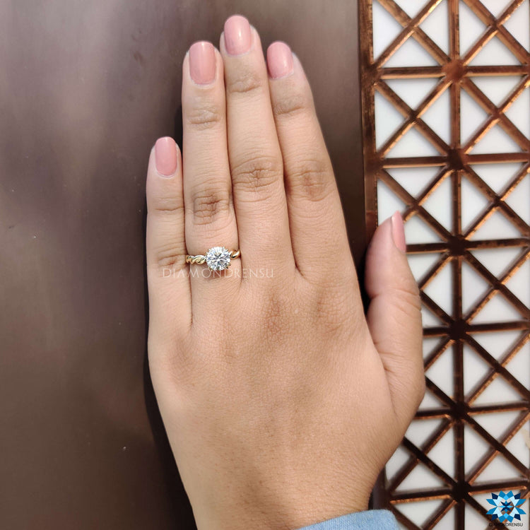 Moissanite Round Brilliant Cut with Twisted Rope Pave Design