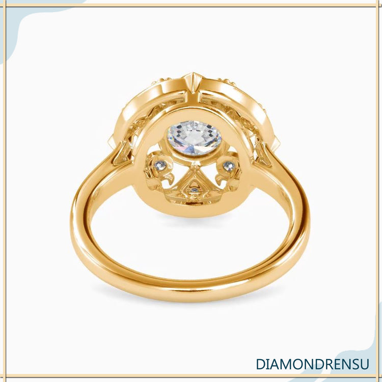 Diamondrensu UK engagement ring with antique setting and lab diamond.
