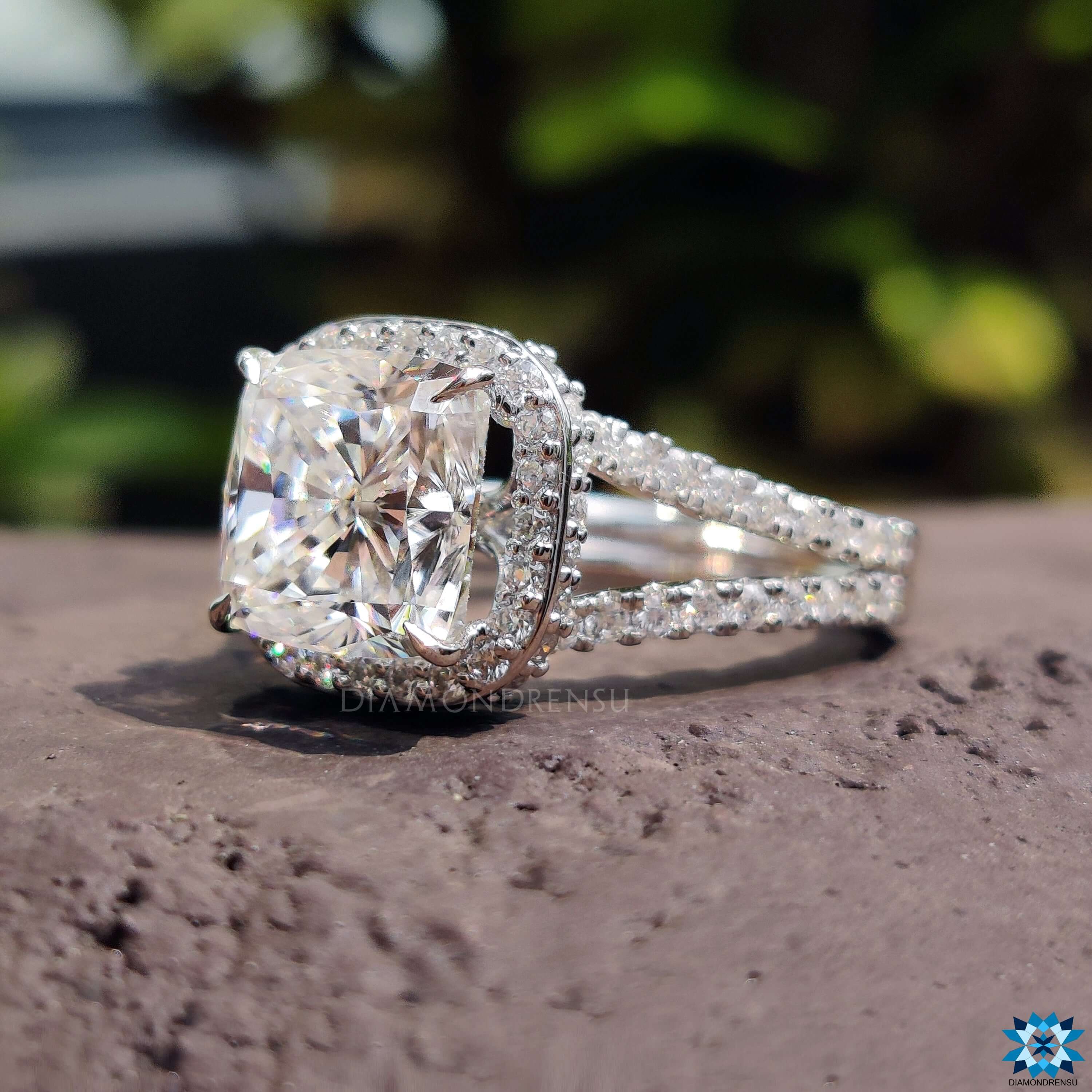 Diamondrensu UK cushion cut moissanite ring in white gold.