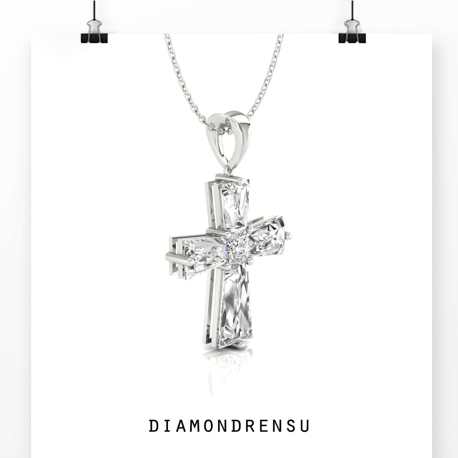 Diamondrensu UK pendant with princess cut and baguette setting.