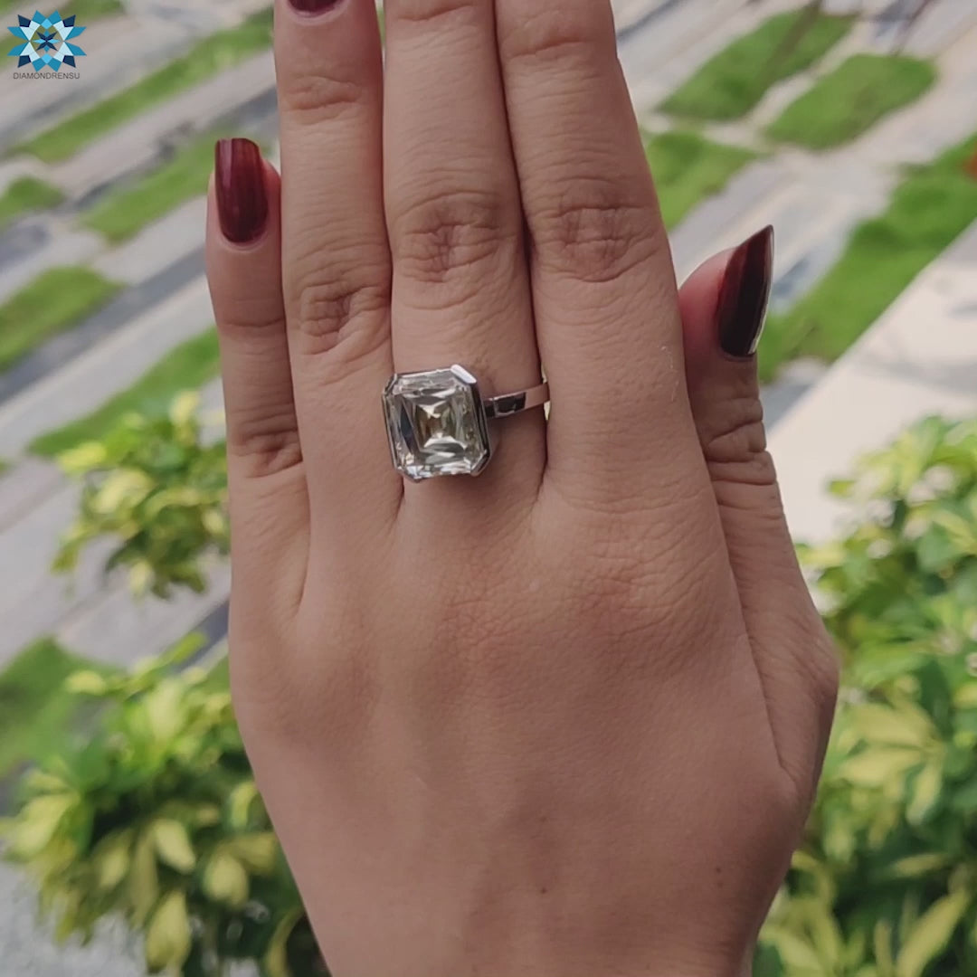 diamondrensu UK engagement ring