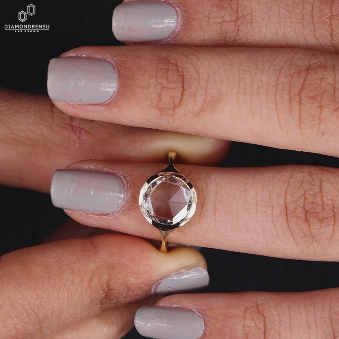 Rose Cut Diamond Ring In Yellow Gold