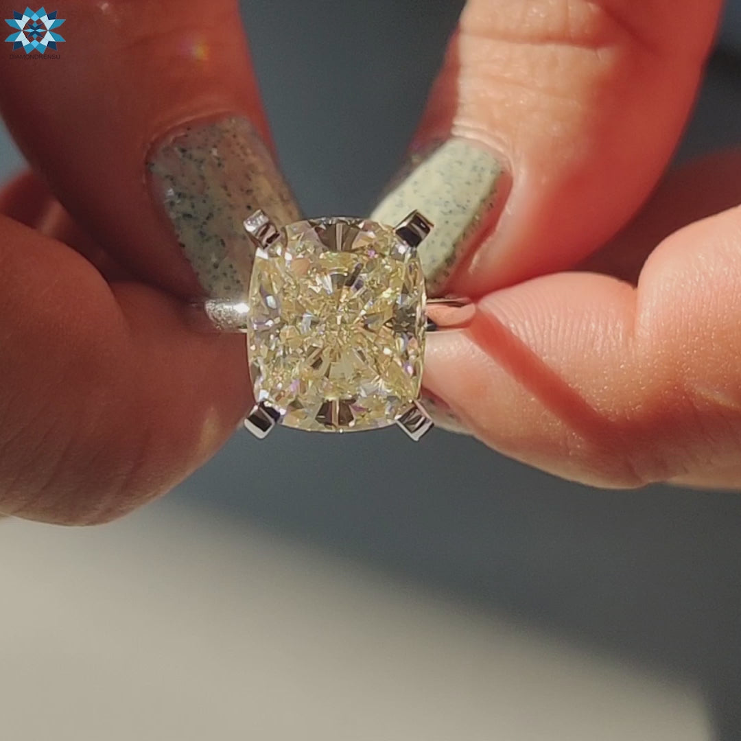 Custom ring, moissanite engagement ring, handmade jewellery