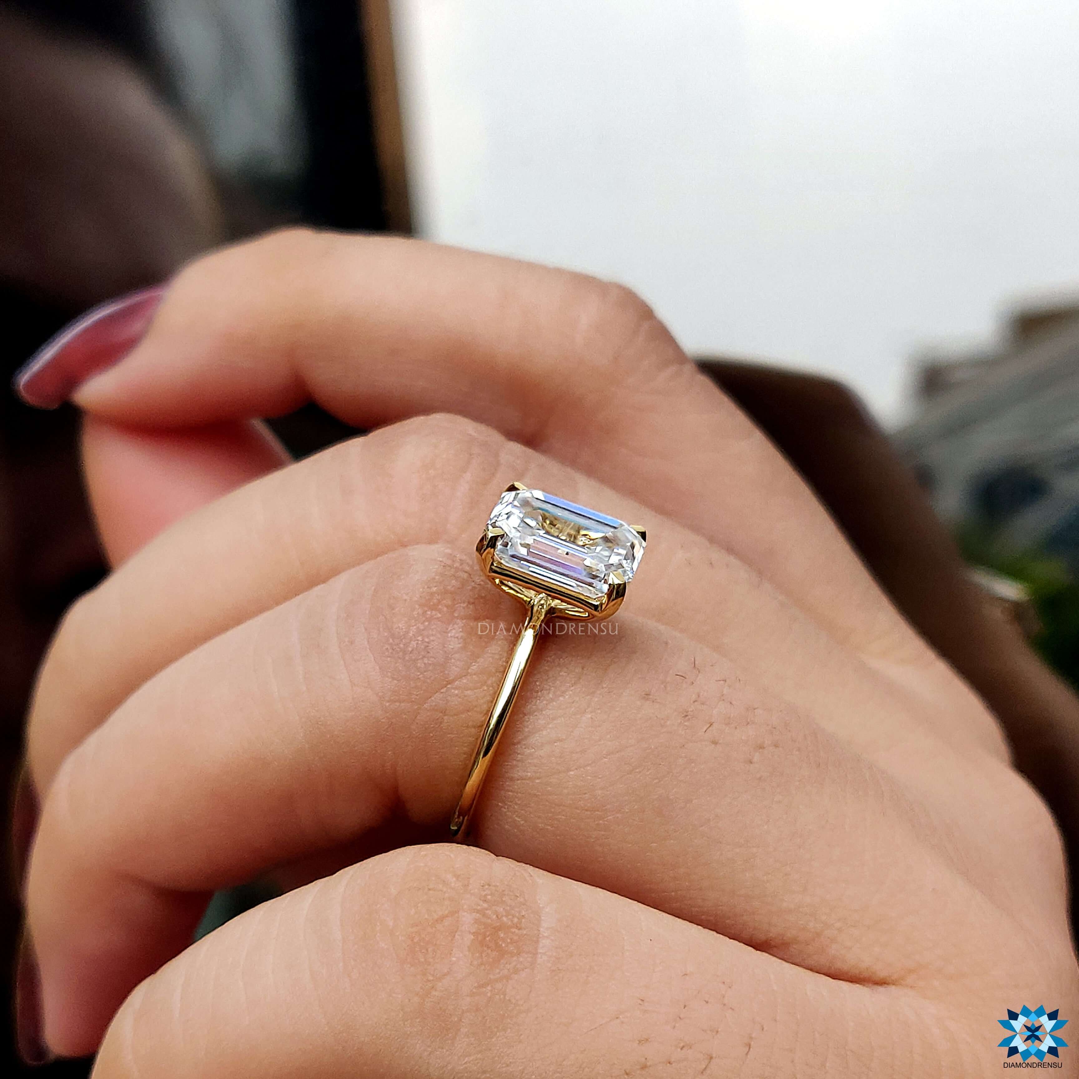 Emerald cut engagement ring 4 prong ring