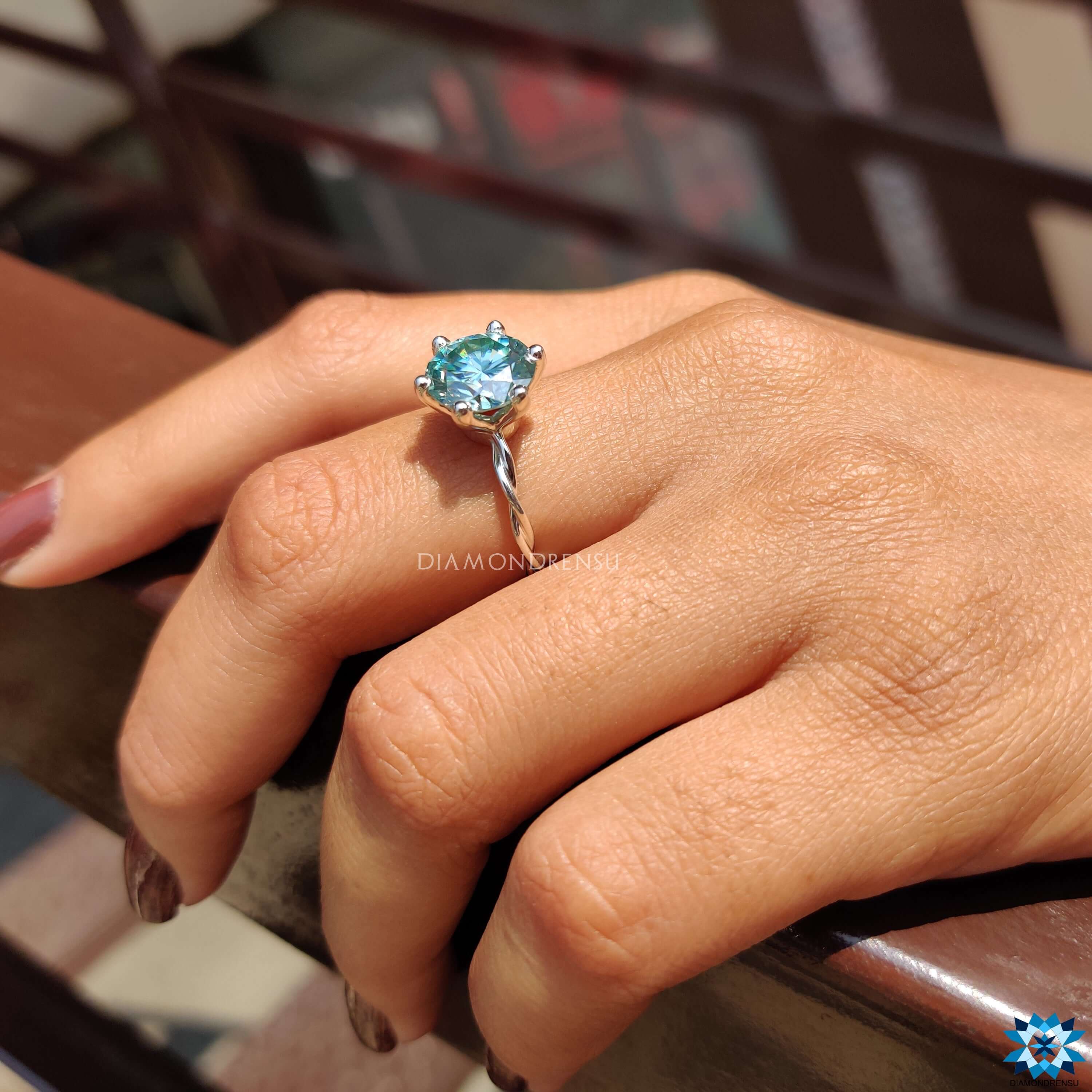 Moissanite for Engagement Ring, a stunning and ethical alternative to diamonds.