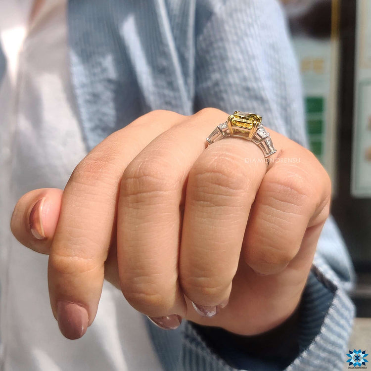 Handmade ring in two tone gold finish.