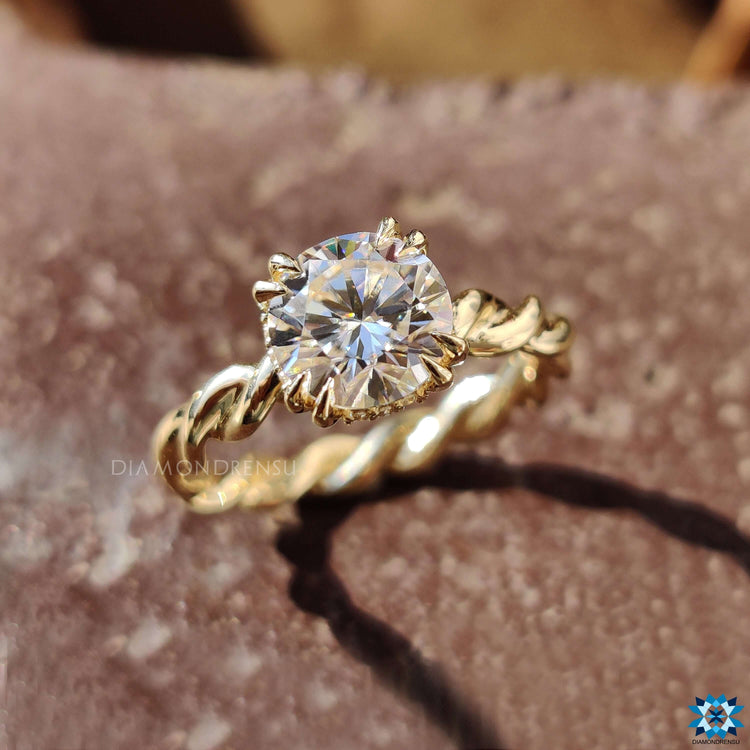 Twisted Rope Pave Handmade Ring with Round Cut Moissanite