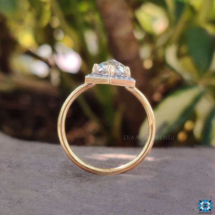 Round Halo Cut Moissanite for brilliant sparkle.