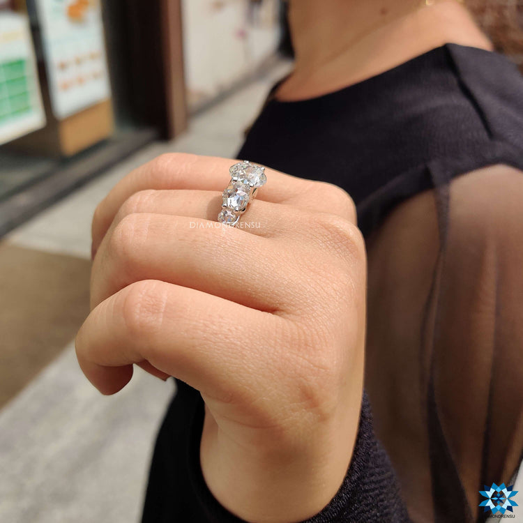Diamondrensu UK five stone engagement ring in white gold.