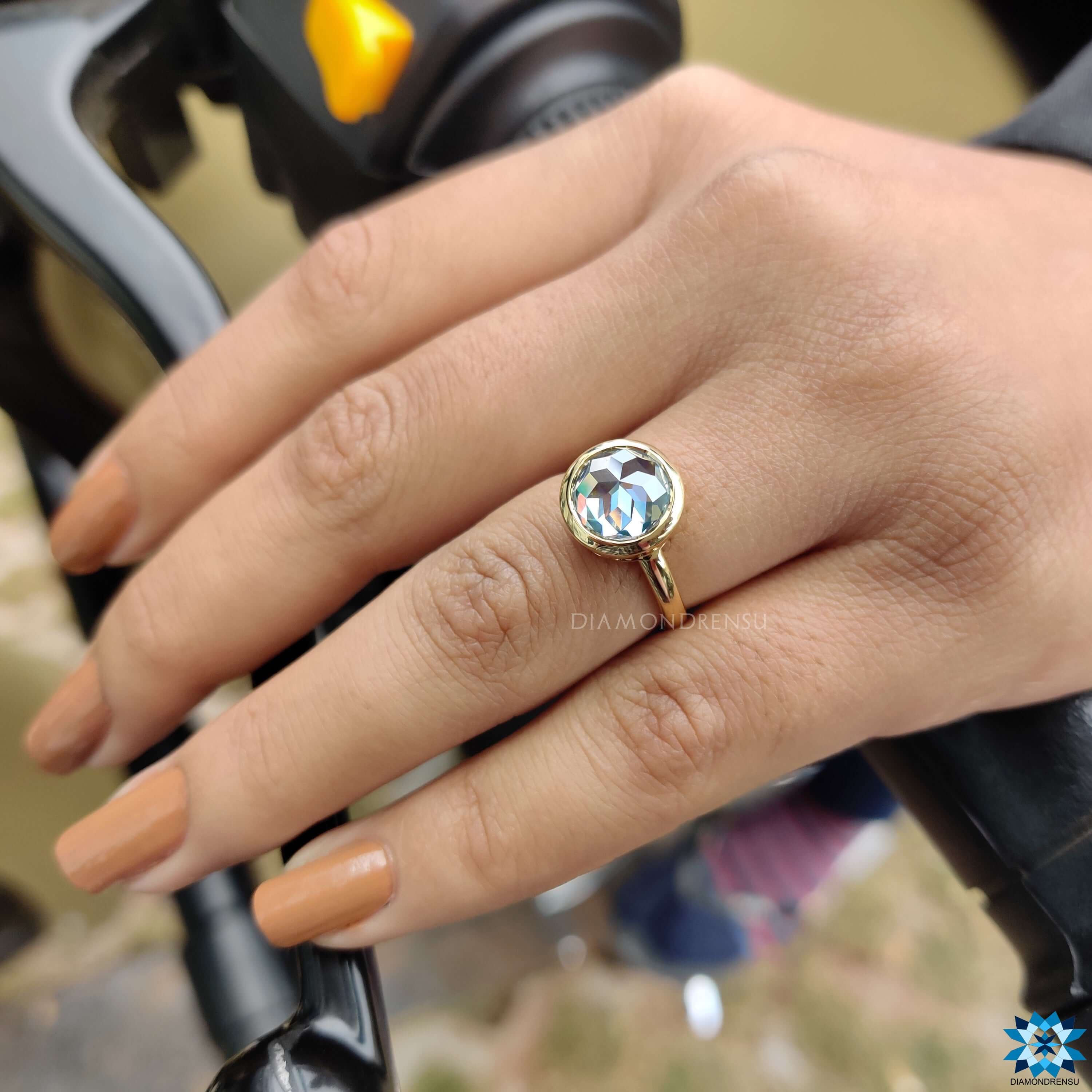 Round Bezel Ring for a modern look.