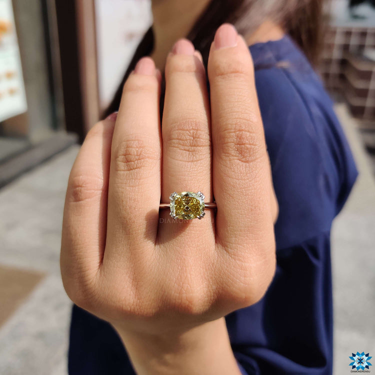 Solitaire setting ring with knife edge shank.