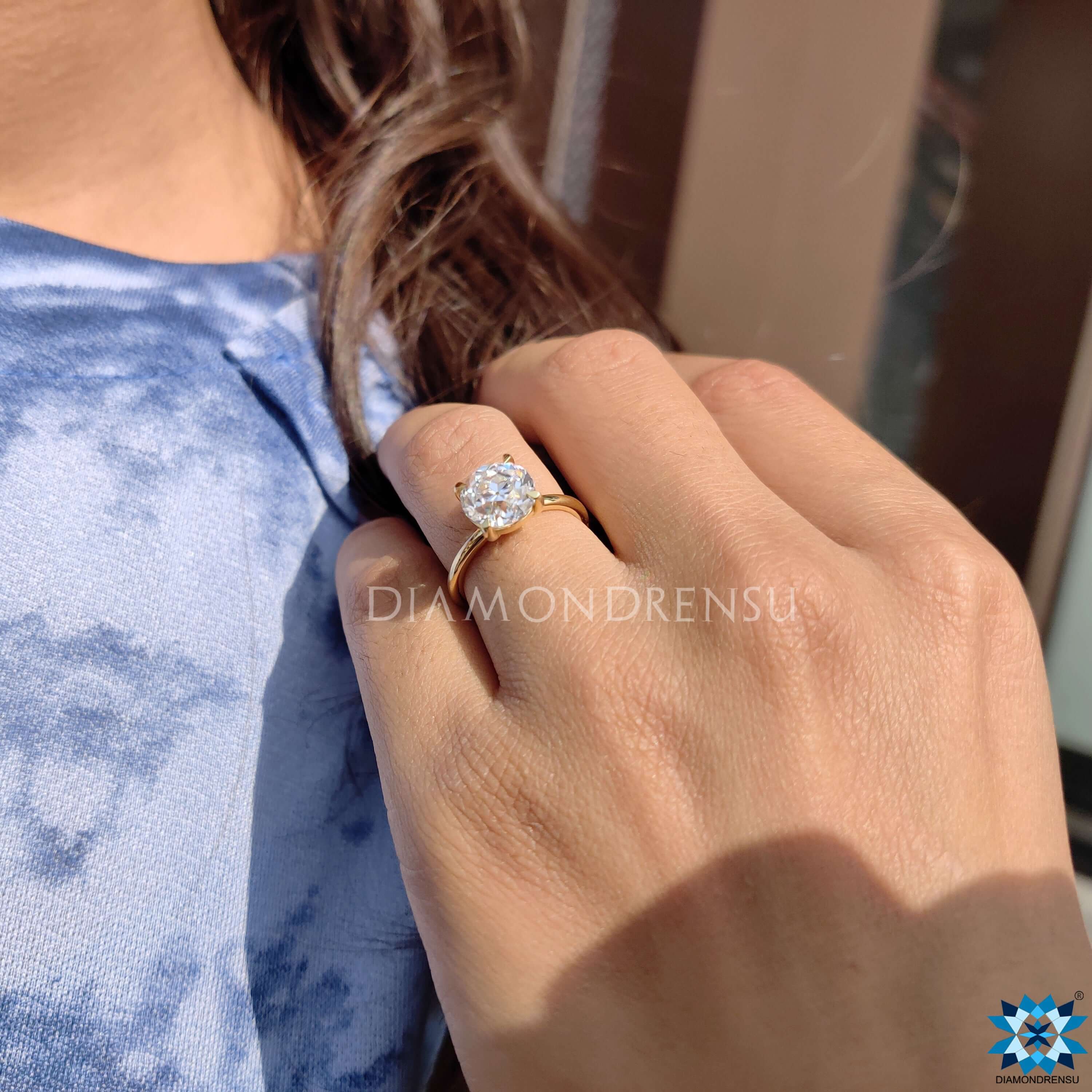 Diamondrensu UK Old European cut moissanite ring.