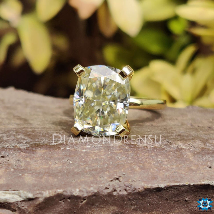 UK Engagement Ring crafted to perfection.