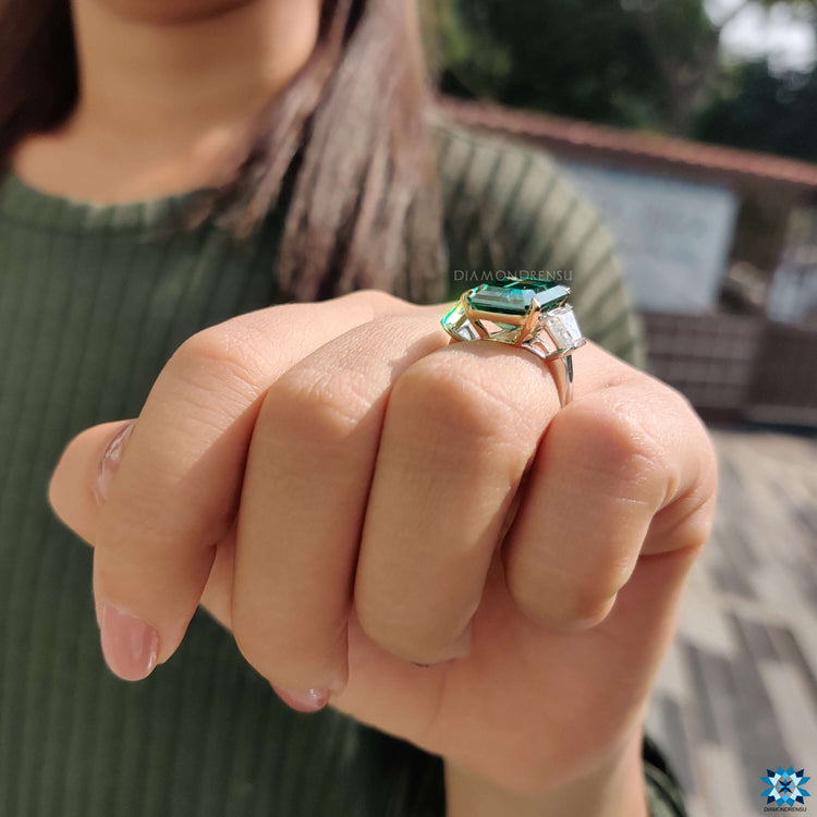 Buy moissanite ring in white and yellow gold.