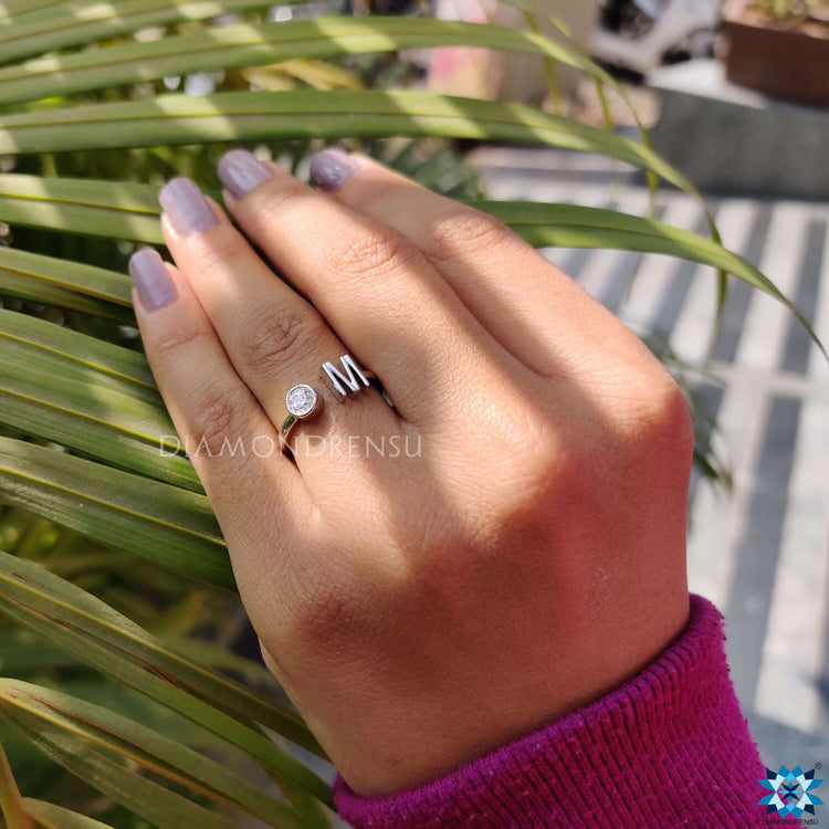 Premium handmade jewellery designed for elegance and durability.