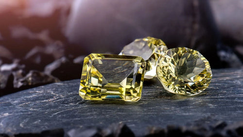 Yellow Diamonds - True Reflection of Individuality