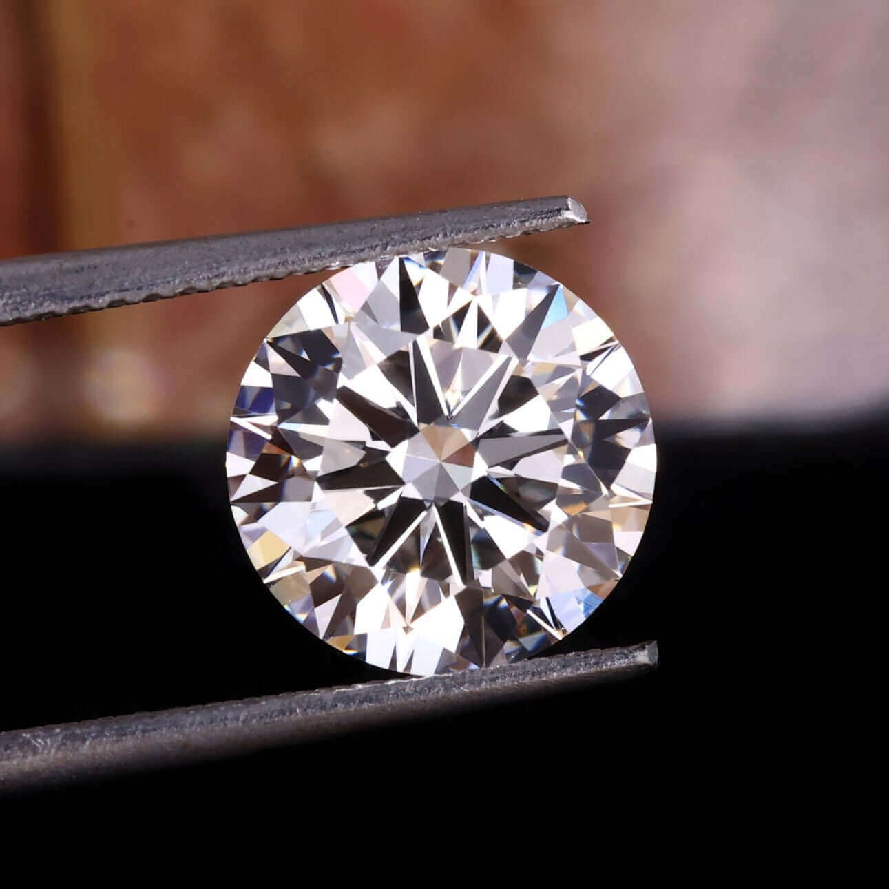 round lab grown diamond