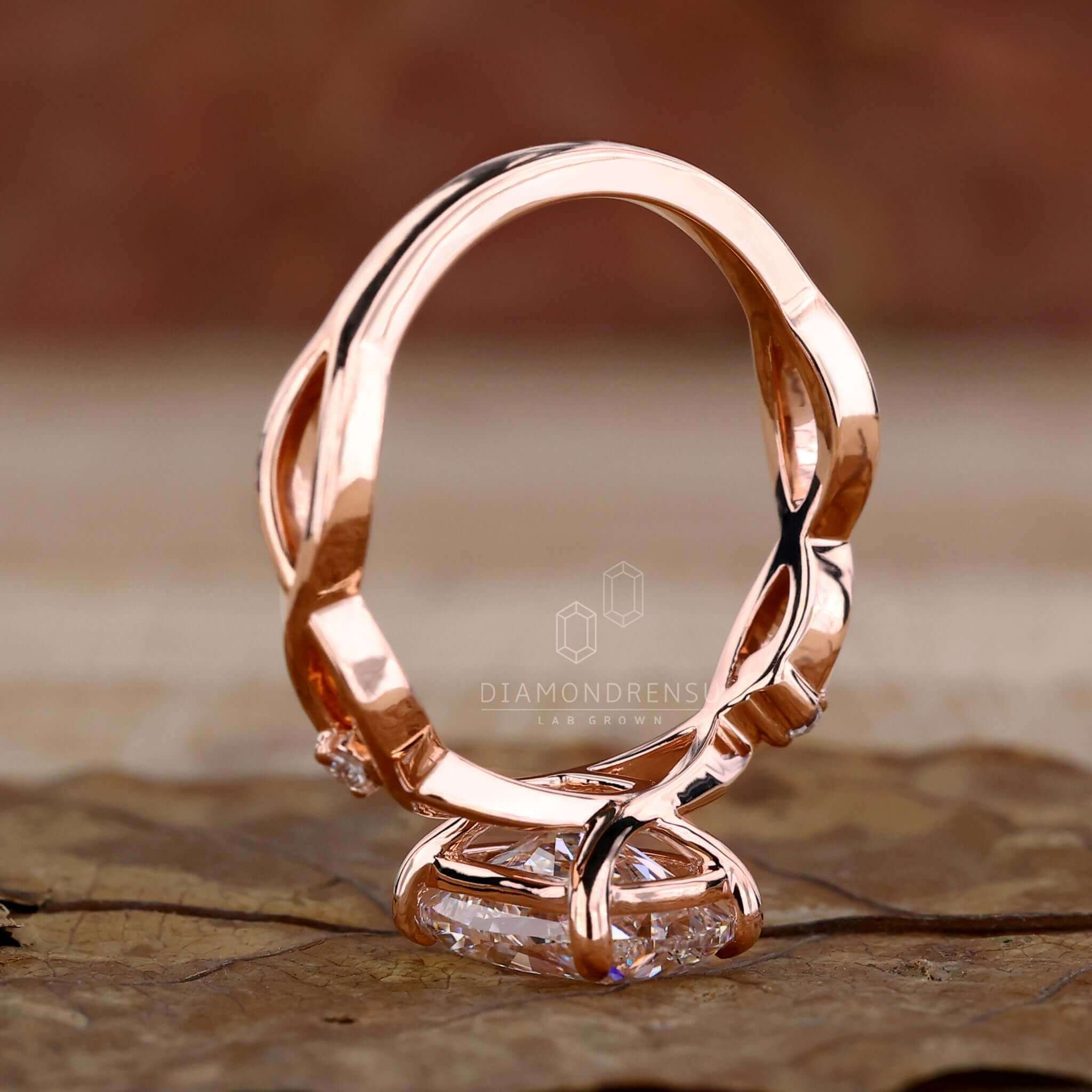 rose gold engagement ring