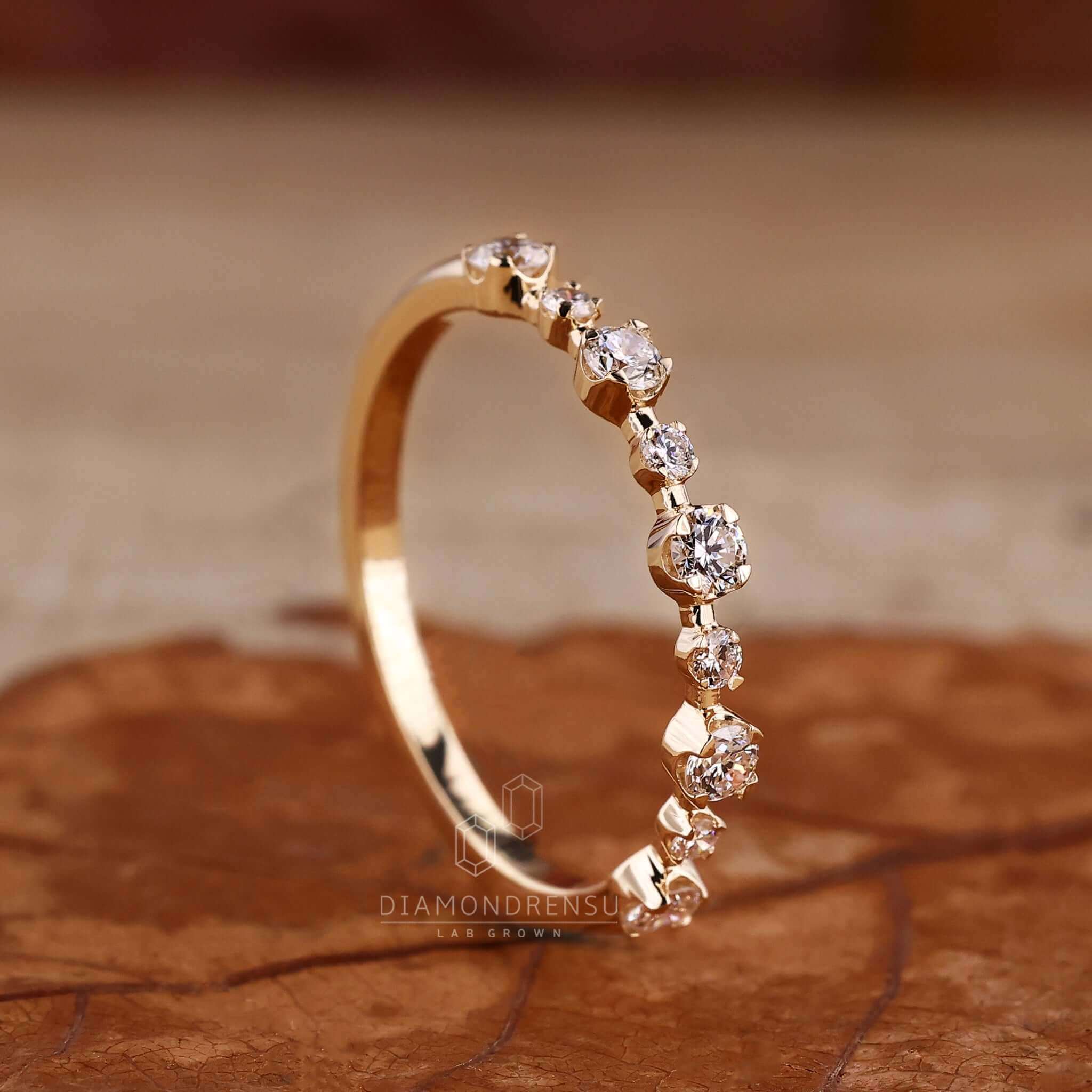 floating bubble wedding band