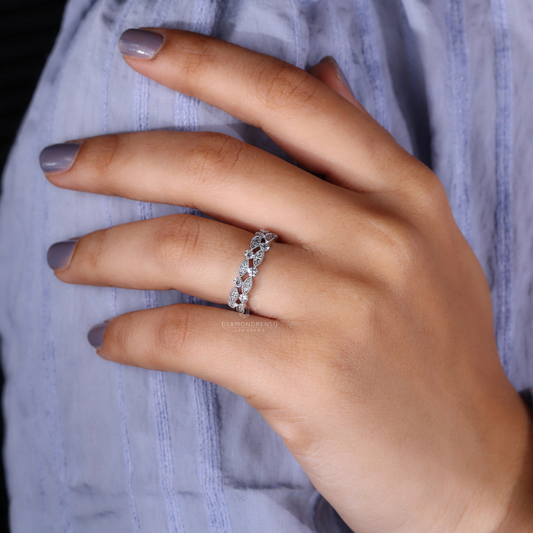 Diamondrensu UK white gold diamond wedding band
